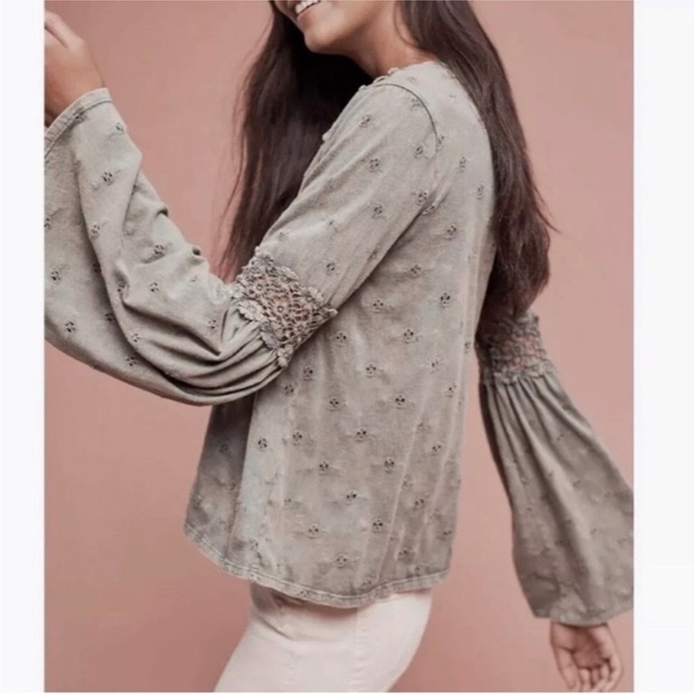 Anthropologie Eri + Ali Women's Green Calvie Eyelet Bell Sleeve Top - Picture 2 of 7
